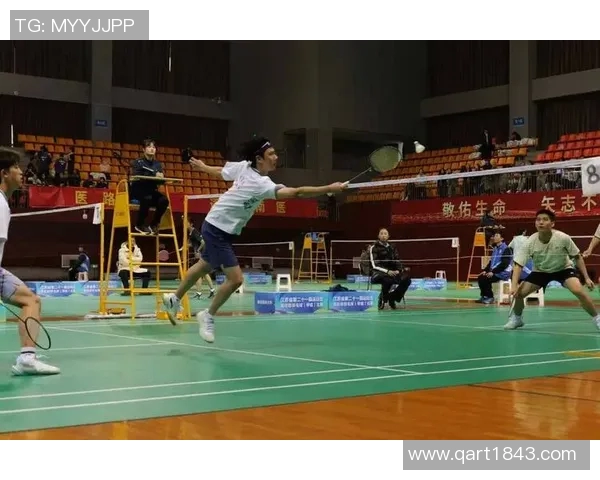 羽毛球逆袭之路：南京羽毛球队奋勇拼搏的真实故事与成长历程